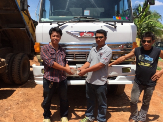 ขอขอบคุณพี่ทีมงานจากสว่างแดนดินและเวปไซต์truck2handมากครับ