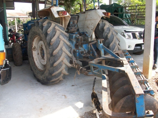 รถไถสภาพพร้อมใช้งาน รุ่น 77 T 5 กลองเล็กเดิมๆๆ ครับ พร้อมอุปกรณ์ /2 ชิ้น ราคานี้เลย ชอบใจ ค่อยโทรมาครับ