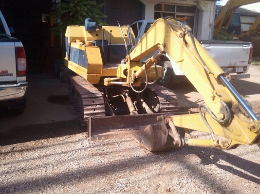 Komatso pc20-1 เครื่องปั๊มช่วงล่างยังใช้งานได้ดีครับถูกๆไปเลย