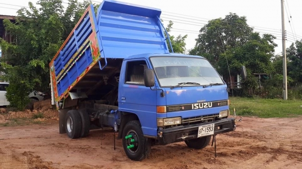 ขาย6ล้ออีซูซุ NPR115 ดัมพ์ เกษตร ช่วงล่างใหญ่F หน้าหลัง แชชซีสวย พ.เพาเวอร์ เอกสารเล่มทะเบียนพร้อมโอน แอร์เย็น กระบะสวย เครื่องดีแน่น