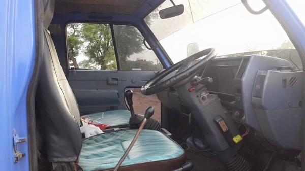 ขาย6ล้ออีซูซุ NPR115 ดัมพ์ เกษตร ช่วงล่างใหญ่F หน้าหลัง แชชซีสวย พ.เพาเวอร์ เอกสารเล่มทะเบียนพร้อมโอน แอร์เย็น กระบะสวย เครื่องดีแน่น