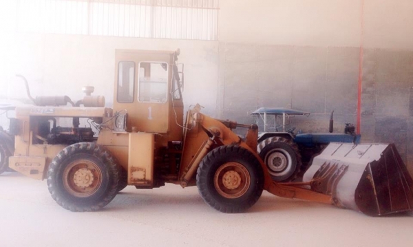 **590,000 บ.ต่อรอง/// รถตักล้อยาง เอวอ่อน KAWASAKI 65Z **ขาย KAWASAKI 65Z รถตักล้อยาง เอวอ่อน ตัก1.7-2 คิว KAWASAKI 65Z WHEEL LOADER MODEL KSS65Z ซีเรียล 65ZB0836 ขยายบุ้งกี๋ ต่อแขน แล้ว เรียบร้อย ตักสูง ใส่10ล้อได้ ตักได้ 1.7ถึง2.0คิว เครื่องยนต์ ISUZU 6