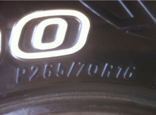 ยาง Maxxis 265 70 16 จำนวน 2เส้น ดอกเยอะ