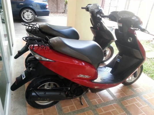 Honda Dio รุ่นใหม่ สภาพสวยมาก สตาร์ทีเดียวติด เครื่องแรงใช้ได้ เดินเรียบ สภาพนี้หายากครับ มีให้เลือก2คันครับ Honda Dio รุ่นใหม่ สภาพสวยมาก สตาร์ทีเดียวติด เครื่องแรงใช้ได้ เดินเรียบ สภาพนี้หายากครับ มีให้เลือก2คันครับ