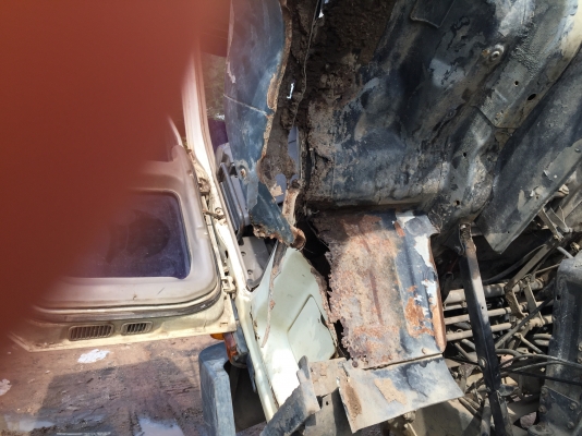 10ล้อ2เพลา195แรงFUSO FN528DTC000084..เครื่อง6D17-000084