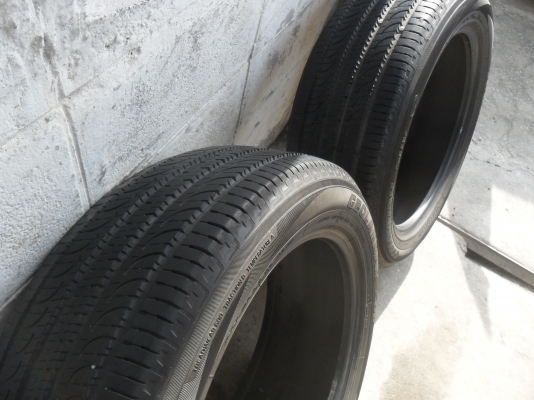 ยาง YOKOHAMA 235/55R19 ปี13 สวยๆ 1 คู่ ราคา 1700 บาท