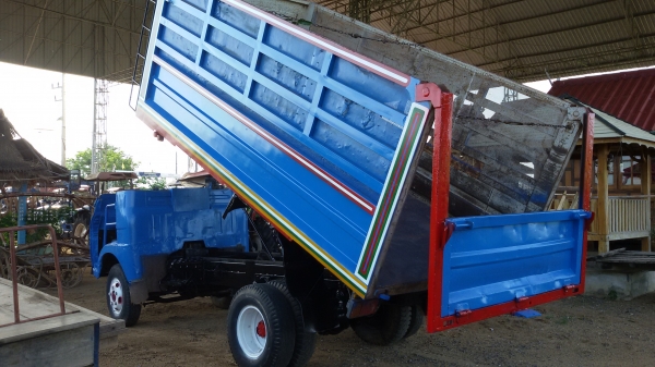 ขายรถอีแต๋นด้ำราคา165000บาท คัชชีหน้าใหญ่ บรรณทุกได้6-7ตัน 6ล้อ เครื่อง4สูบเป็นรถ6ล้อมาก่อน กะบอกด้ำใหญ่ กะบะยาวเป็นเหล็ก พร้อมใช้งานรถอยู่ว้งบัว อคลองขลุง จ กำแพงเพชรสนใจ โทร0813655887อำพร พาเจริญราคานื้ยังต่อรองได้อืกนะครับ