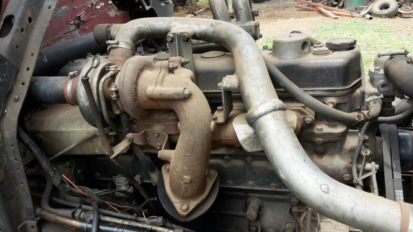 10ล้อ2เพลา240แรง..หัวคัสซี เกียร์ฟุลเลอร์...เครื่องดี คัสซีสวบ ช่วงล่างสวย