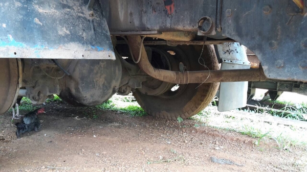 10ล้อ2เพลา240แรง..หัวคัสซี เกียร์ฟุลเลอร์...เครื่องดี คัสซีสวบ ช่วงล่างสวย