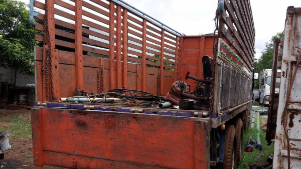 10ล้อ2เพลา240แรง..หัวคัสซี เกียร์ฟุลเลอร์...เครื่องดี คัสซีสวบ ช่วงล่างสวย