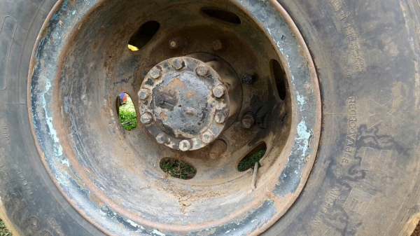 10ล้อ2เพลา240แรง..หัวคัสซี เกียร์ฟุลเลอร์...เครื่องดี คัสซีสวบ ช่วงล่างสวย