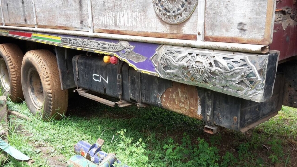 10ล้อ2เพลา240แรง..หัวคัสซี เกียร์ฟุลเลอร์...เครื่องดี คัสซีสวบ ช่วงล่างสวย