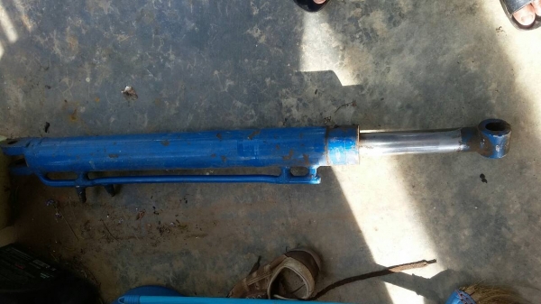 ขายกระบอกใบมีดหน้าของใคเฮ็งหลี่ใช้กับรถฟอด ขายกระบอกใบมีดหน้าของใคเฮ็งหลี่ใช้กับรถฟอด