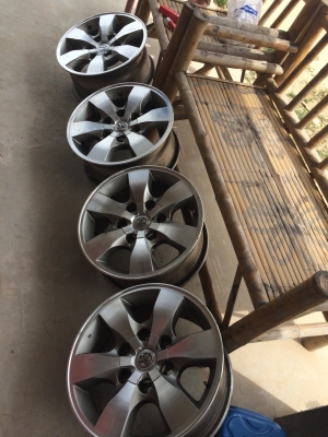 ขายแม็กฟอรูจูนเนอร์ขอบ 16 พร้อมน็อต 6000- พร้อมส่งทั่วไทย