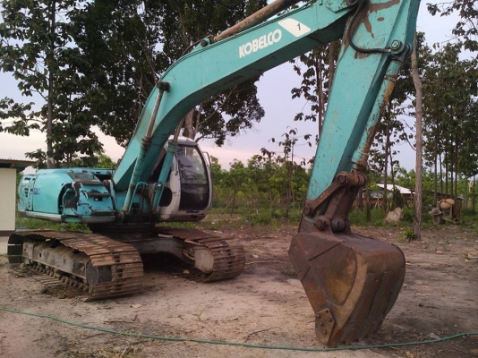 ขายแบคโค KOBELCOSK200-5 สภาพสวยพร้อมใช้งาน เครื่องเดิม ปั้มเดิม เอวแน่น ทำงานเร็ว เอกสารเล่มทะเบียนพร้อมโอน สนใจโทร 090-8588220คุณนะ 093-3258446คุณบิว ID:narong498 หรือเข้าดูสินค้าอื่นๆได้ที่ www.truck.in.th/498 หรือเพจFacebook ณรงค์ ซื้อขายรถมือสอง (เว็บ