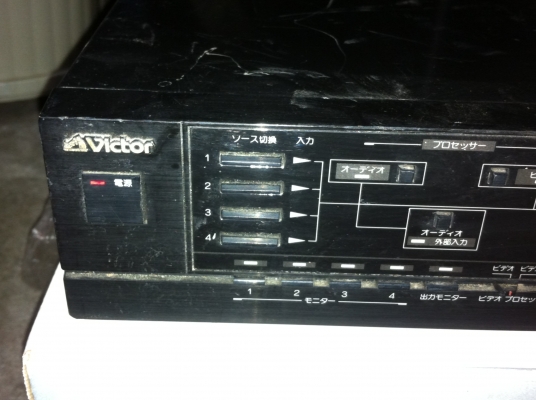 เครื่องนำเข้าผสมเสียง Victor การใช้งานตามภาพเจากญี่ปุ่น เปิดติดใช้งานกดได้หมดแต่ใช้ไม่เป็น