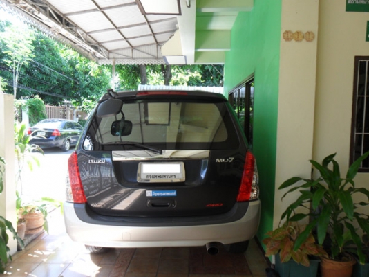 ISUZU MU-7 อีซูซุ มิวเซเว่น 3.0 I-TEQ 4 WD ปี 2005 สีดำเทา เกียร์ธรรมดา เครื่องดีเซล 3000cc ISUZU MU-7 อีซูซุ มิวเซเว่น 3.0 I-TEQ 4 WD ปี 2005 สีดำเทา เกียร์ธรรมดา เครื่องดีเซล 3000cc