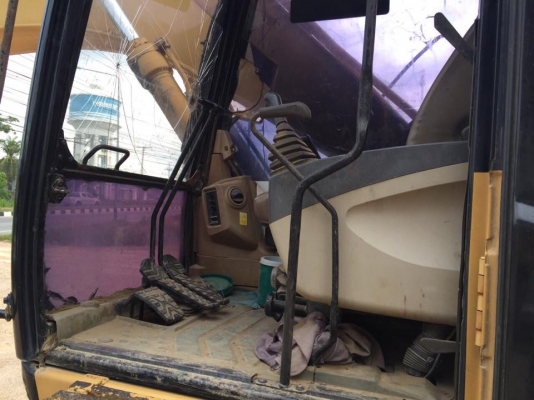 รถขุดCAT320C เล่มทะเบียน14257ชม. สภาพดีใช้ได้