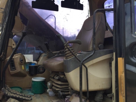 รถขุดCAT320C เล่มทะเบียน14257ชม. สภาพดีใช้ได้