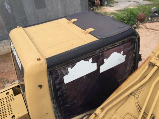 รถขุดCAT320C เล่มทะเบียน14257ชม. สภาพดีใช้ได้