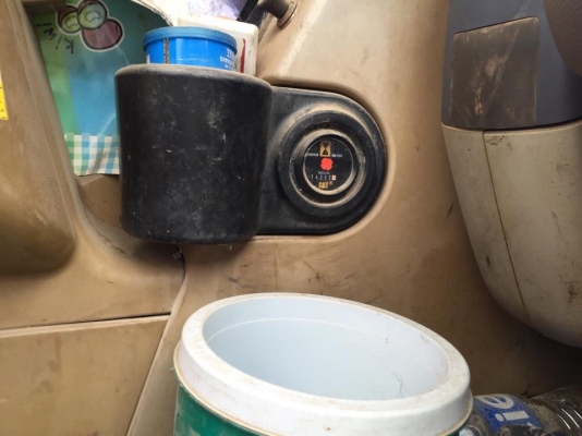 รถขุดCAT320C เล่มทะเบียน14257ชม. สภาพดีใช้ได้