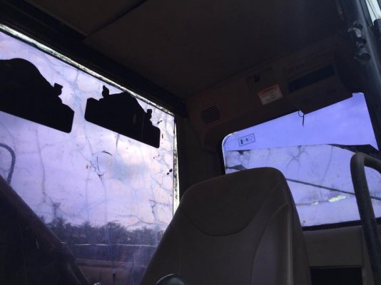 รถขุดCAT320C เล่มทะเบียน14257ชม. สภาพดีใช้ได้