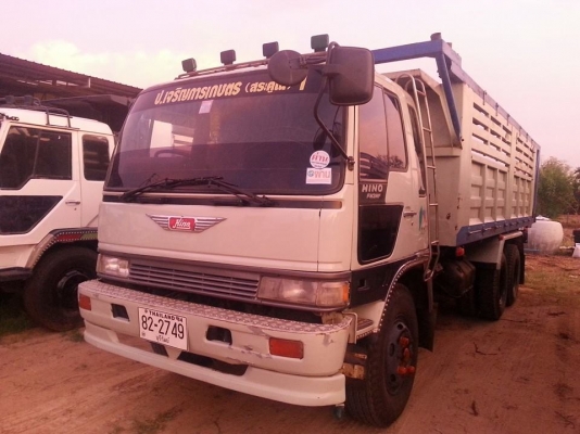 ขายดั้ม2เพลา HINO 3H เครื่อง195แรง HO7D พ.เพาเวอร์ เบรกทิฟฟี่ ภายในสวย แอร์เย็น สภาพพร้อมใช้งาน เอกสารพร้อมโอน สนใจโทร 090-8588220คุณนะ 093-3258446คุณบิว ID:narong498 หรือเข้าดูสินค้าอื่นๆได้ที่ www.truck.in.th/498 หรือเพจFacebook ณรงค์ ซื้อขายรถมือสอง (เ