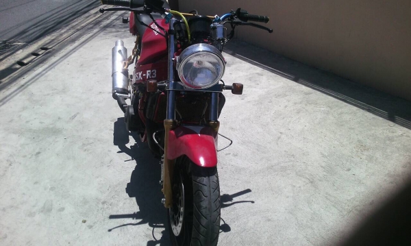 ขาย SUZUKI GSX 400cc 26,000 บาท ขาย SUZUKI GSX 400cc 26,000 บาท