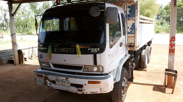 **1,090,000 บ.ต่อรอง/// 10ล้อดั้ม DECA-270 ยูโรวัน ปี40 **ขาย ISUZU DECA-270 10ล้อ2เพลาดั้ม ราคาถูกๆ ISUZU DECA FXZ23NZPF-T36xxxxx 6SD1-TC 270HP EURO-1 ปี40 เครื่องเดิม เกียร์เดิม เครื่องดี แน่นดี แรงดี เกียร์ดี เข้าง่าย ไม่มีหลุดครับ ช่วงล่างเดิม คัสซีดี **1,090,000 บ.ต่อรอง/// 10ล้อดั้ม DECA-270 ยูโรวัน ปี40 **ขาย ISUZU DECA-270 10ล้อ2เพลาดั้ม ราคาถูกๆ ISUZU DECA FXZ23NZPF-T36xxxxx 6SD1-TC 270HP EURO-1 ปี40 เครื่องเดิม เกียร์เดิม เครื่องดี แน่นดี แรงดี เกียร์ดี เข้าง่าย ไม่มีหลุดครับ ช่วงล่างเดิม คัสซีดี