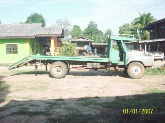 หกล้อหน้ายาว  เครื่องEH 700  168 แรง ทะเบียนขาด 31ธค 57 ((หางยังไม่ลงเล่ม  ))) ราคา  180,000 บาท