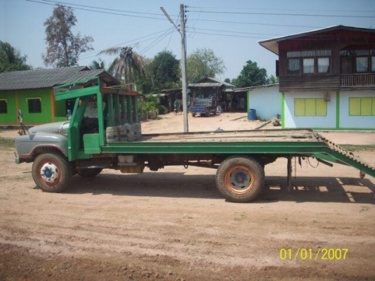 หกล้อหน้ายาว  เครื่องEH 700  168 แรง ทะเบียนขาด 31ธค 57 ((หางยังไม่ลงเล่ม  ))) ราคา  180,000 บาท