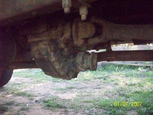 หกล้อหน้ายาว  เครื่องEH 700  168 แรง ทะเบียนขาด 31ธค 57 ((หางยังไม่ลงเล่ม  ))) ราคา  180,000 บาท