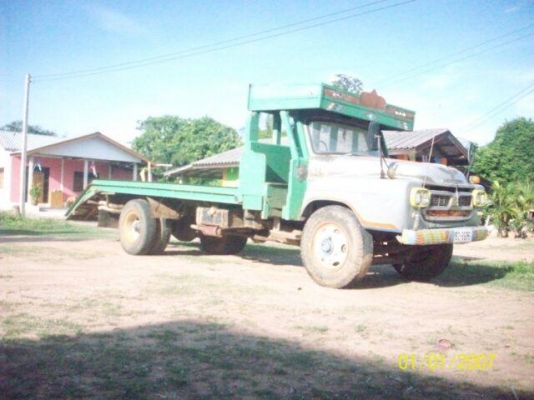 หกล้อหน้ายาว  เครื่องEH 700  168 แรง ทะเบียนขาด 31ธค 57 ((หางยังไม่ลงเล่ม  ))) ราคา  180,000 บาท