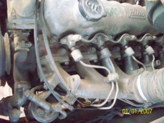 หกล้อหน้ายาว  เครื่องEH 700  168 แรง ทะเบียนขาด 31ธค 57 ((หางยังไม่ลงเล่ม  ))) ราคา  180,000 บาท