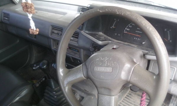 อีซูซุ TFR 2.5 ปี40 แอร์ พ เวอร์ สภาพดีเดิมพร้อมใช้งาน ทะเบียนพร้อมโอน