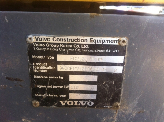 ขายรถแบโฮ VOLVO EC 210-B เอกสารใบอินวอย ไฟฟ้าครบ ช่วงล้างเต็ม รถสวย ราคาถูกมาก แค่.1500000 บาทเท่านั้น สนใจรีบโทรจองด่วน