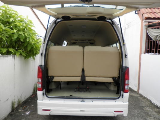 รถตู้แต่ง VIP ขายดาวน์ รถตู้ มีงานให้ด้วยถ้าต้องการ