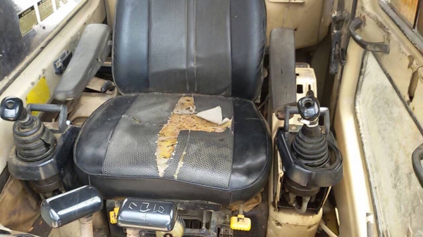 รถขุดCAT320 V1 เอกสารเล่มทะเบียน เครื่องดีปั้มดี แห้ง เฟมสวย