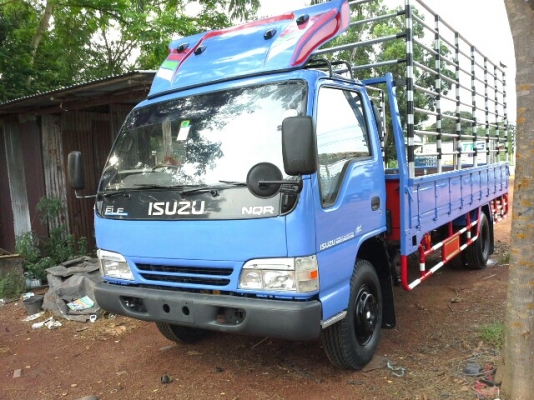 ขายด่วน รถหกล้อ ISUZU NQR  ,5.50เมตร สภาพพร้อมใช้