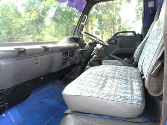 ขายด่วน รถหกล้อ ISUZU NQR  ,5.50เมตร สภาพพร้อมใช้