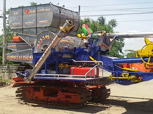 ขายรถเกี่ยว พร้อมใช้ ราคาไม่แรง