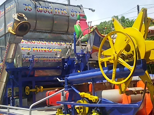 ขายรถเกี่ยว พร้อมใช้ ราคาไม่แรง