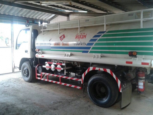 รถน้ำมัน..6ล้อ120แรงNPR120. ปี2542...รถสวยงามมาก...รถห้างแท้