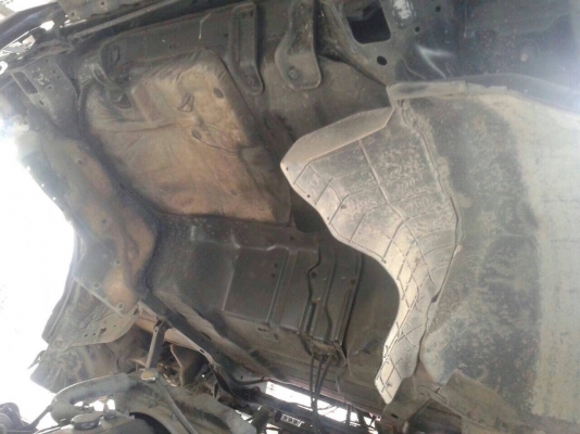 รถน้ำมัน..6ล้อ120แรงNPR120. ปี2542...รถสวยงามมาก...รถห้างแท้