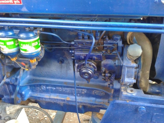 ขายรถไถฟอร์ด 6600 เบื่อคนขับ ขายยกคอก/แลกสิบล้อ