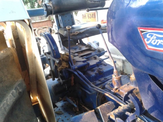 ขายรถไถฟอร์ด 6600 เบื่อคนขับ ขายยกคอก/แลกสิบล้อ