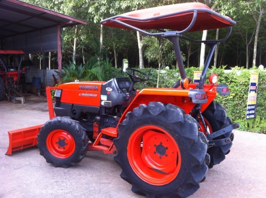 ขายรถไถKubota L 3408DI (4WD) พร้อมใบมีดหน้าและผานพรวนช้าง