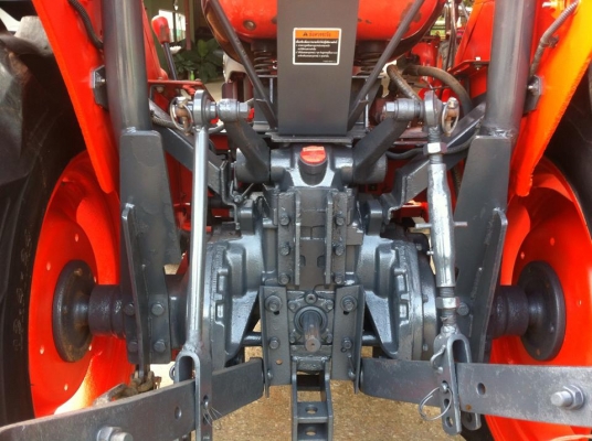 ขายรถไถKubota L 3408DI (4WD) พร้อมใบมีดหน้าและผานพรวนช้าง ขายรถไถKubota L 3408DI (4WD) พร้อมใบมีดหน้าและผานพรวนช้าง