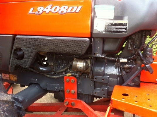 ขายรถไถKubota L 3408DI (4WD) พร้อมใบมีดหน้าและผานพรวนช้าง
