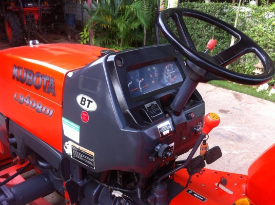 ขายรถไถKubota L 3408DI (4WD) พร้อมใบมีดหน้าและผานพรวนช้าง ขายรถไถKubota L 3408DI (4WD) พร้อมใบมีดหน้าและผานพรวนช้าง